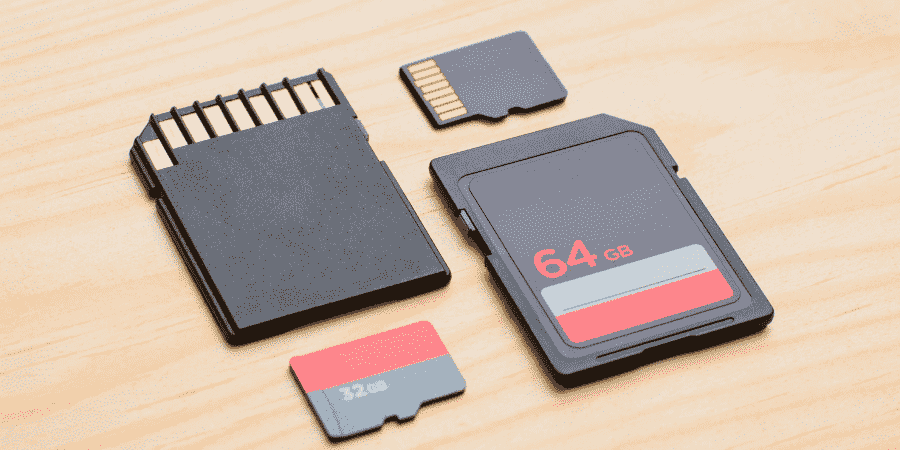 12 Everyday Things That Are 2 Centimeters Long-An SD Card