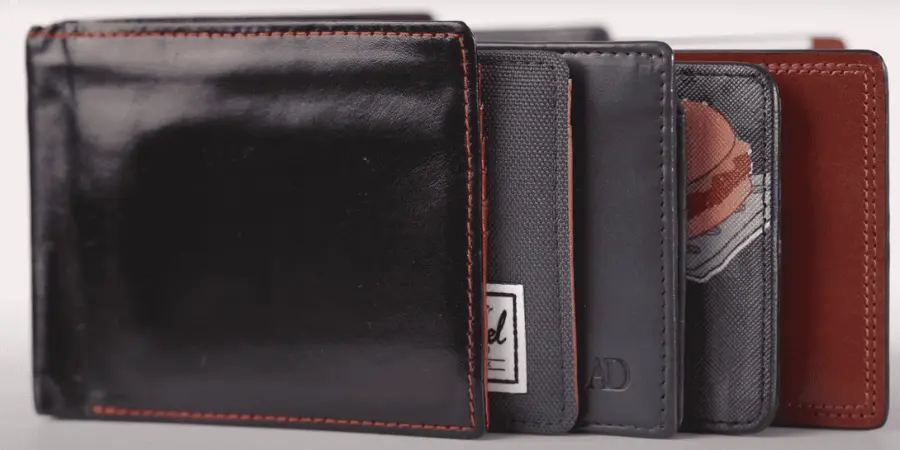 11 Common things That are 6 Inches long-Men’s Wallets