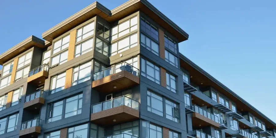 10 Things That Are Approximately 80 Feet Long-Residential Building Heights