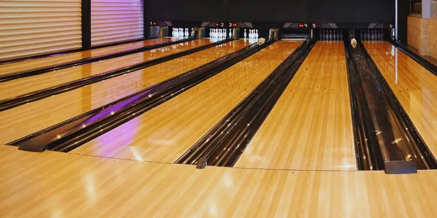 9 Things That Are 30 Feet Long or Big-Half a Bowling Lane