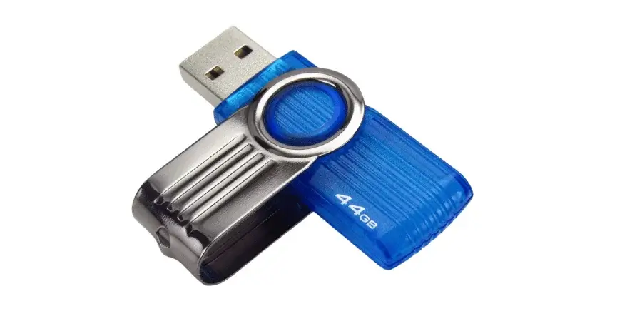 14 Common Things That Are 50 mm Long or Big-USB Flash Drive