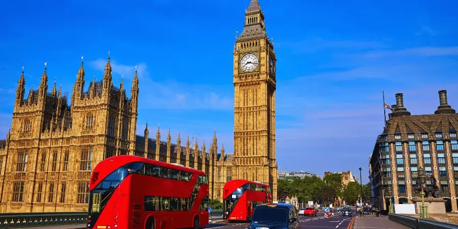 12 Common Things That Are 40 Meters (m) Long/ Big-Two-fifths the Height of the Big Ben