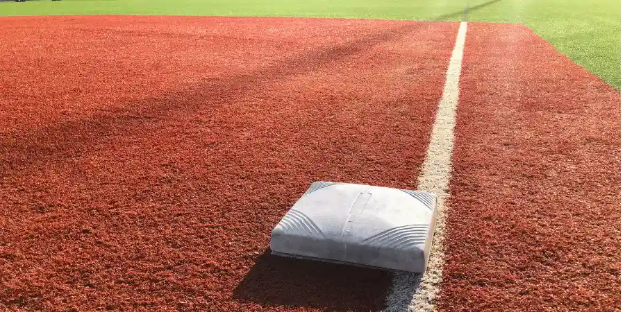 12 Common Things That Are 40 Meters (m) Long/ Big-1.5 Times the Distance Between Baseball Bases